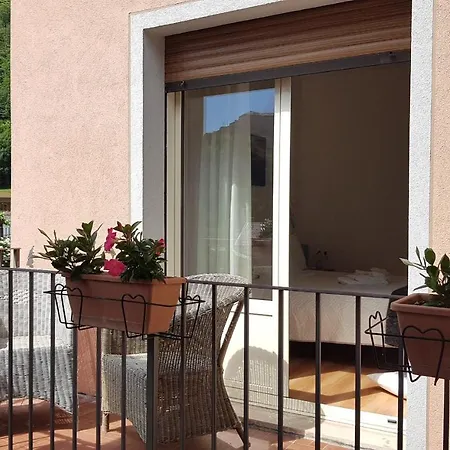 Casa Chanoux - Cir 0001 Hone